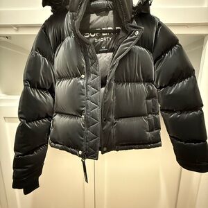 Aritzia Black Super Puff Jacket